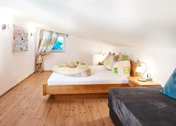 Apartments Radstadt 아파트 *